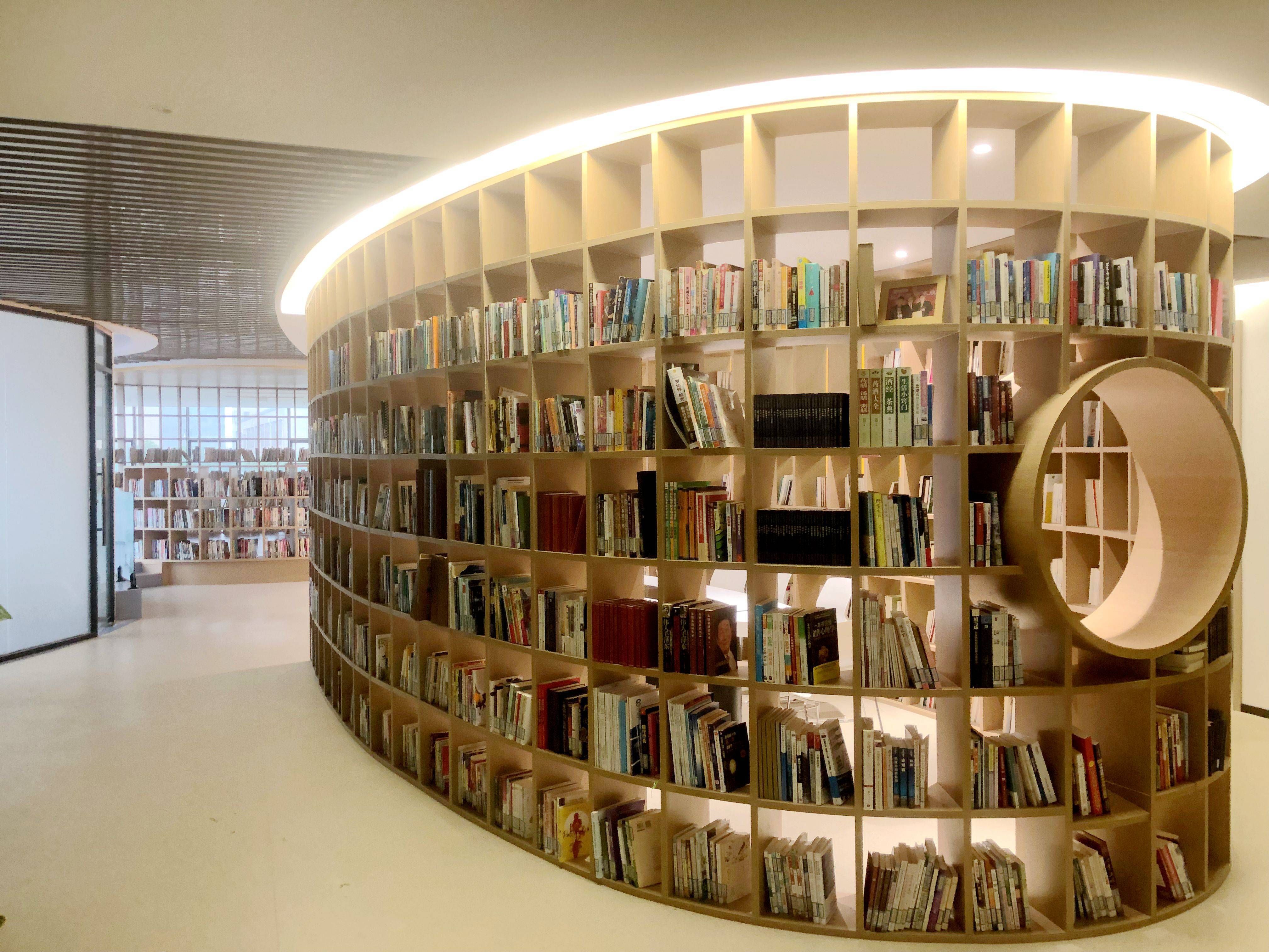 邊鋒機(jī)械集團(tuán),固德牌,隔膜泵,隔膜泵廠家,邊鋒園區(qū)參觀